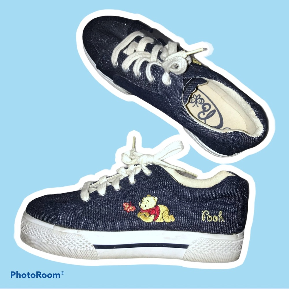 Winnie The Pooh with platform